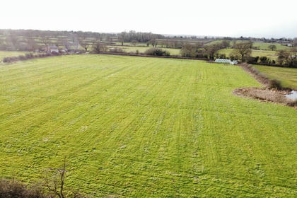 7.8 acres of Agricultural Land for sale in Farndon
