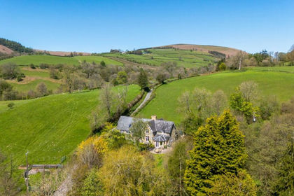 1 acre of House with Land for sale in Aberedw