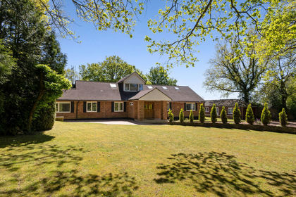 1 acre of House with Land for sale in Markyate