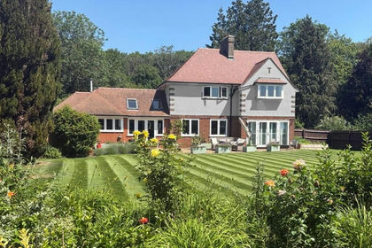 1 acre of Farmhouse for sale in Coton