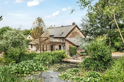 4 acres of Agricultural Land for sale in Llantrisant Fawr