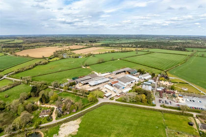 146.7 acres of Farm for sale in Preston Bissett