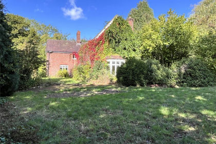 3.6 acres of House with Land for sale in Harley