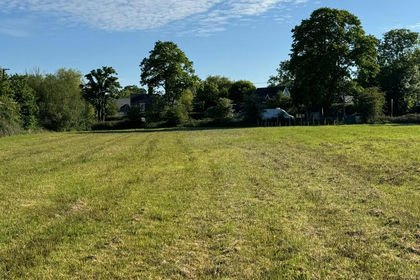 3.3 acres of Equestrian property for sale in Upham