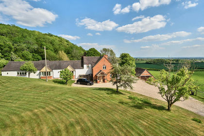 1.6 acres of Land for sale in Stratford-upon-Avon