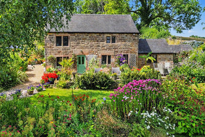 2.3 acres of Cottage for sale in Kirk Ireton