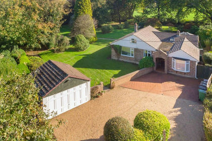 1 acre of House with Land for sale in Crowborough