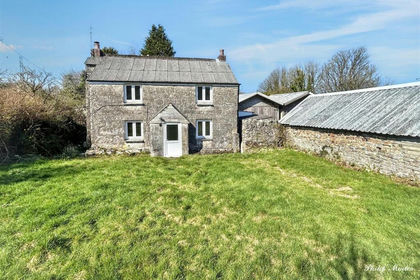 1 acres of Cottage for sale in Roche