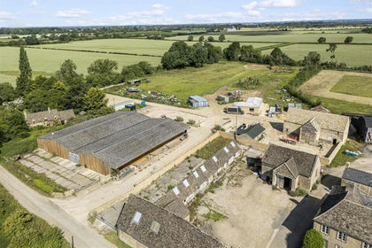 5.9 acres of Barn Conversion for sale in Kelmscott