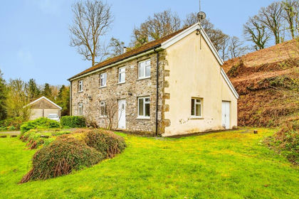 12.1 acres of House with Land for sale in Llanfynydd