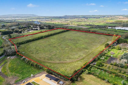 21.8 acres of Grazing Land for sale in Cleeve Prior