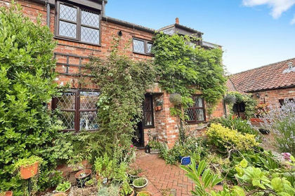 Cottage for sale in Great Grimsby and Cleethorpes