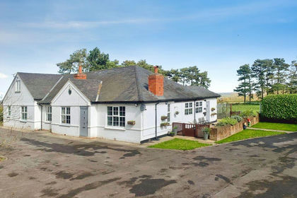 1 acre of House with Land for sale in Tathwell