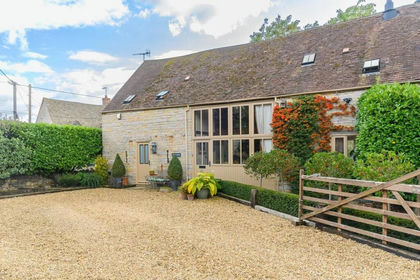 Barn Conversion for sale in Cleeve Prior
