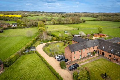 Barn Conversion for sale in Norbury