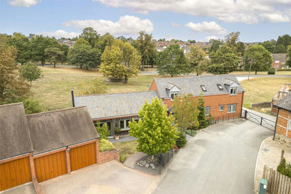 Land for sale in Anstey