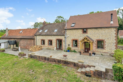 2.4 acres of House with Land for sale in Soberton