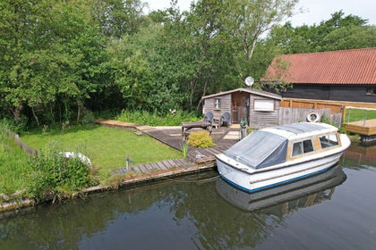 Building Plot for sale in Horning