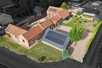 Barn Conversion for sale in Stow