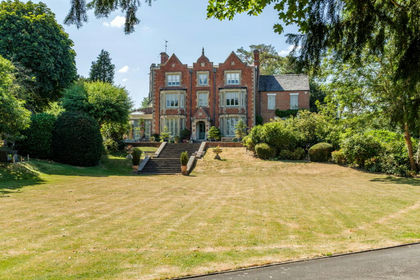 1 acre of Country Home for sale in Seagrave