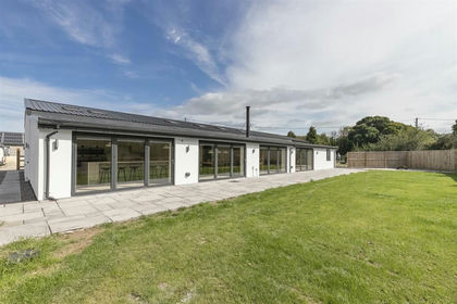 Barn Conversion for sale in Iron Acton
