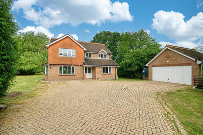 2.5 acres of House with Land for sale in Swanmore