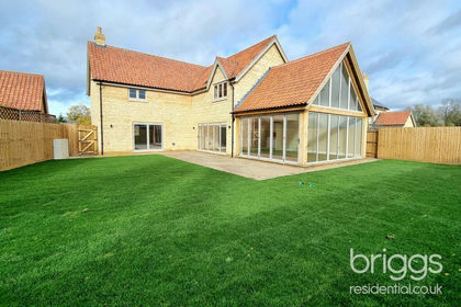 Land for sale in Deeping St James