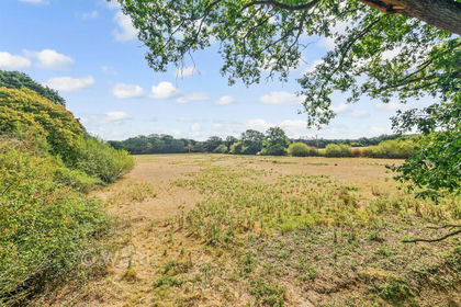 9.9 acres of House with Land for sale in Headcorn