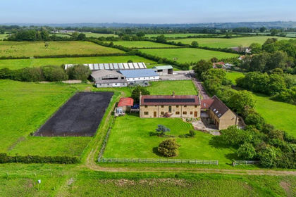 35 acres of Equestrian property for sale in Lovington