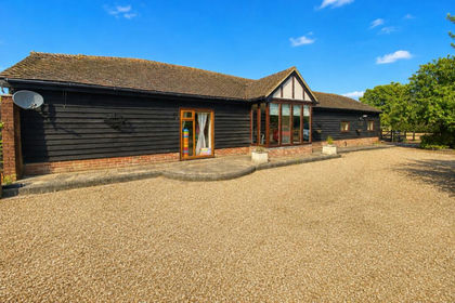 1.4 acres of House with Land for sale in Brentwood and Ongar