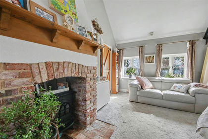 Barn Conversion for sale in Aldenham