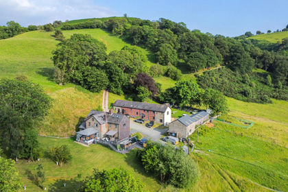 4 acres of House with Land for sale in Meifod