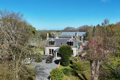 3 acres of Cottage for sale in Aberdeenshire North and Moray East