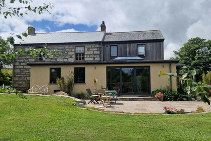 2.6 acres of House with Land for sale in Stithians