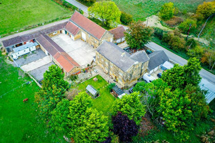 1 acre of Farmhouse for sale in South Elmsall